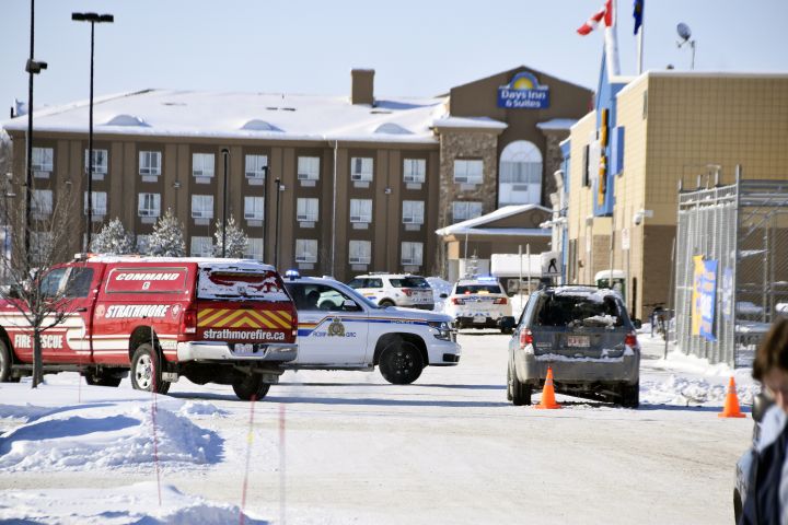 RCMP at the Strathmore Walmart after a threat was called in – Feb 7, 2017