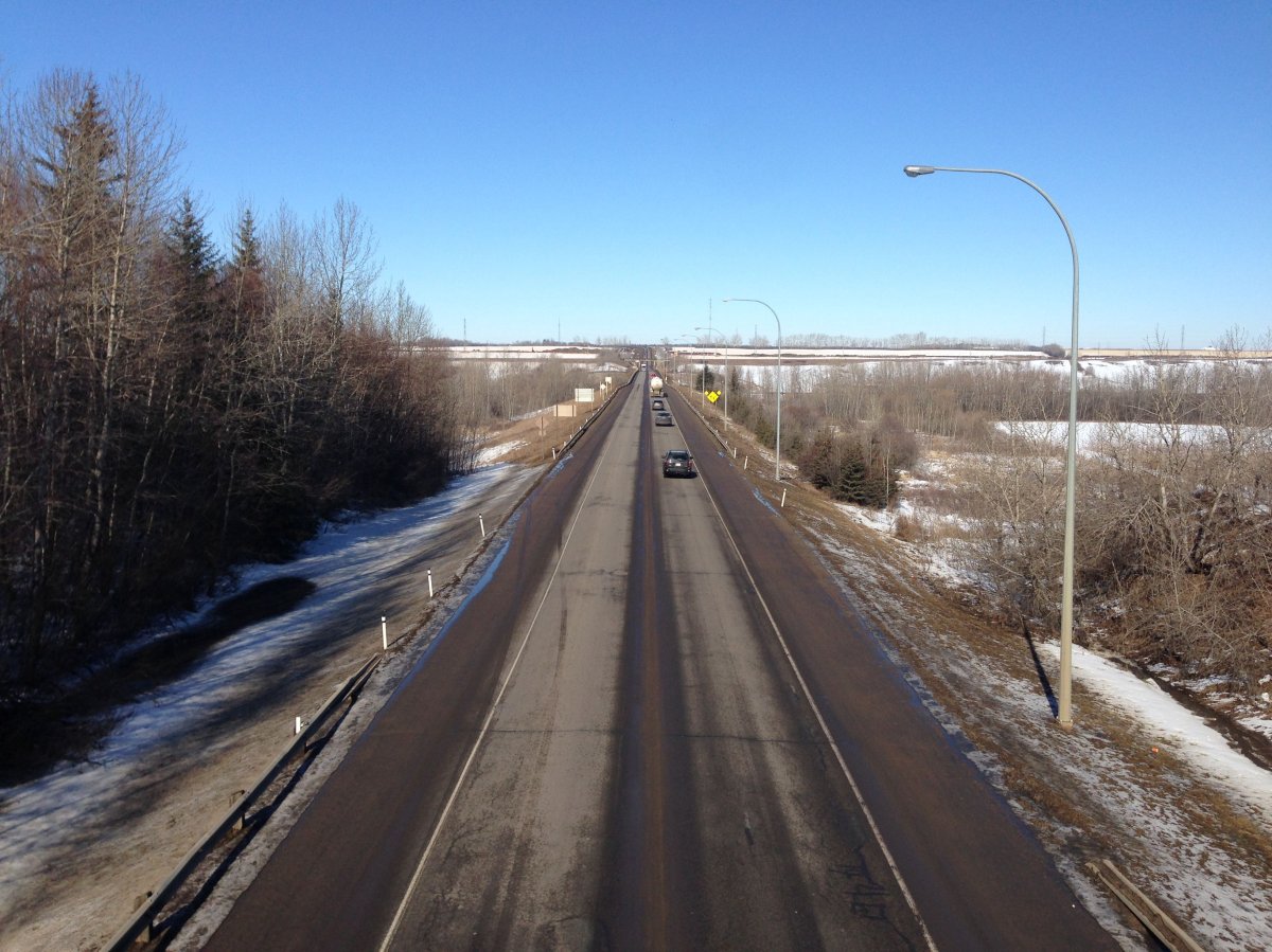 Alberta Budget 2017 includes funding for the twinning of the Highway 15 bridge near Fort Saskatchewan.