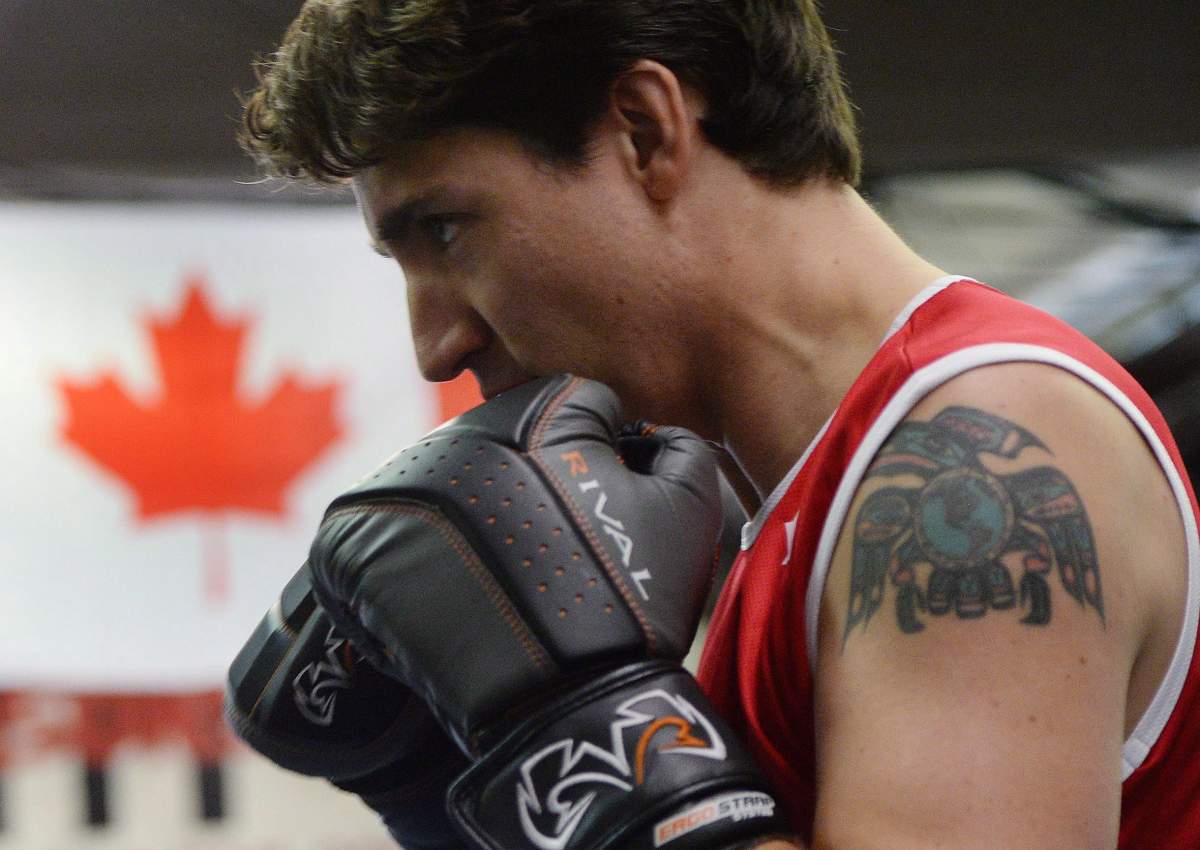 Prime Minister Justin Trudeau spars at Gleason’s Boxing Gym in Brooklyn, N.Y., on April 21, 2016.