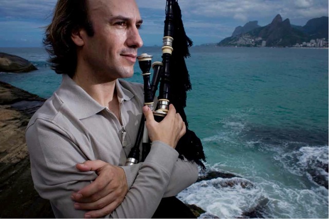 Galician Bagpipe Superstar Carlos Nunez Returns to BC - image