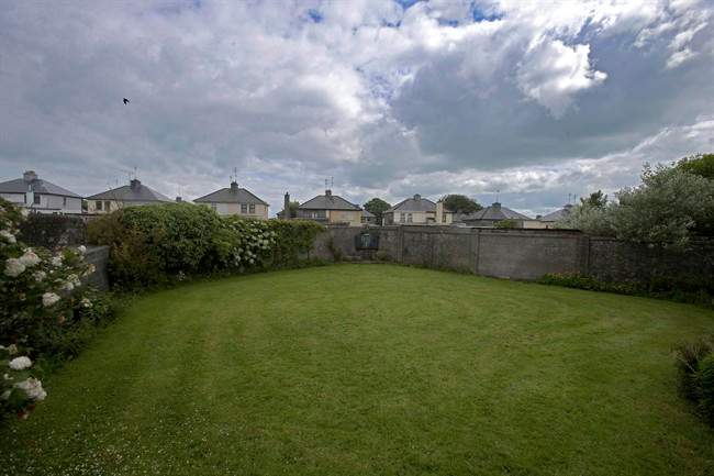 Forensics experts say they have found a mass grave for young children at a former Catholic orphanage in Ireland where suspicions of unrecorded, unmarked burials have lingered for decades.