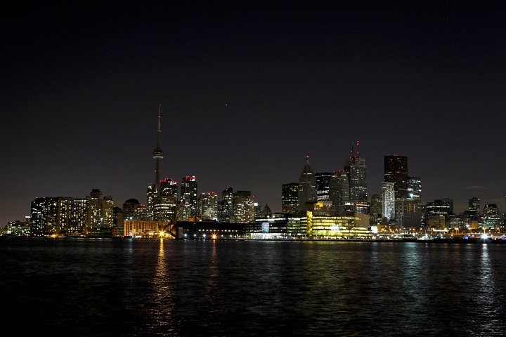 Toronto Skyline during Earth Hour 2017 on Saturday.
RobertRobi, Twitter.