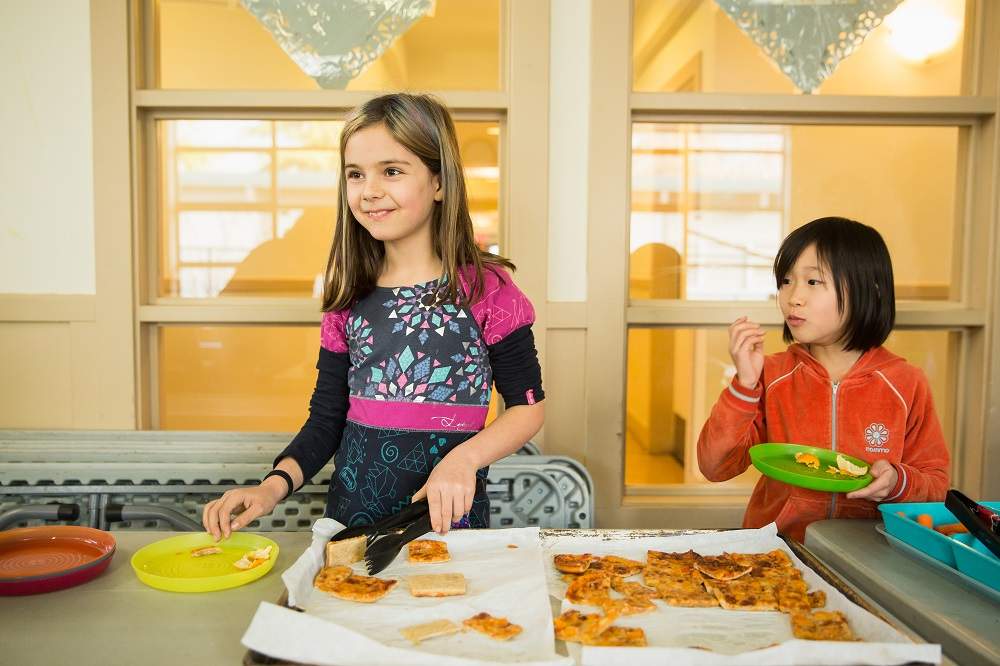 United Way funds programs to fight hunger and build community in the Lower Mainland - image