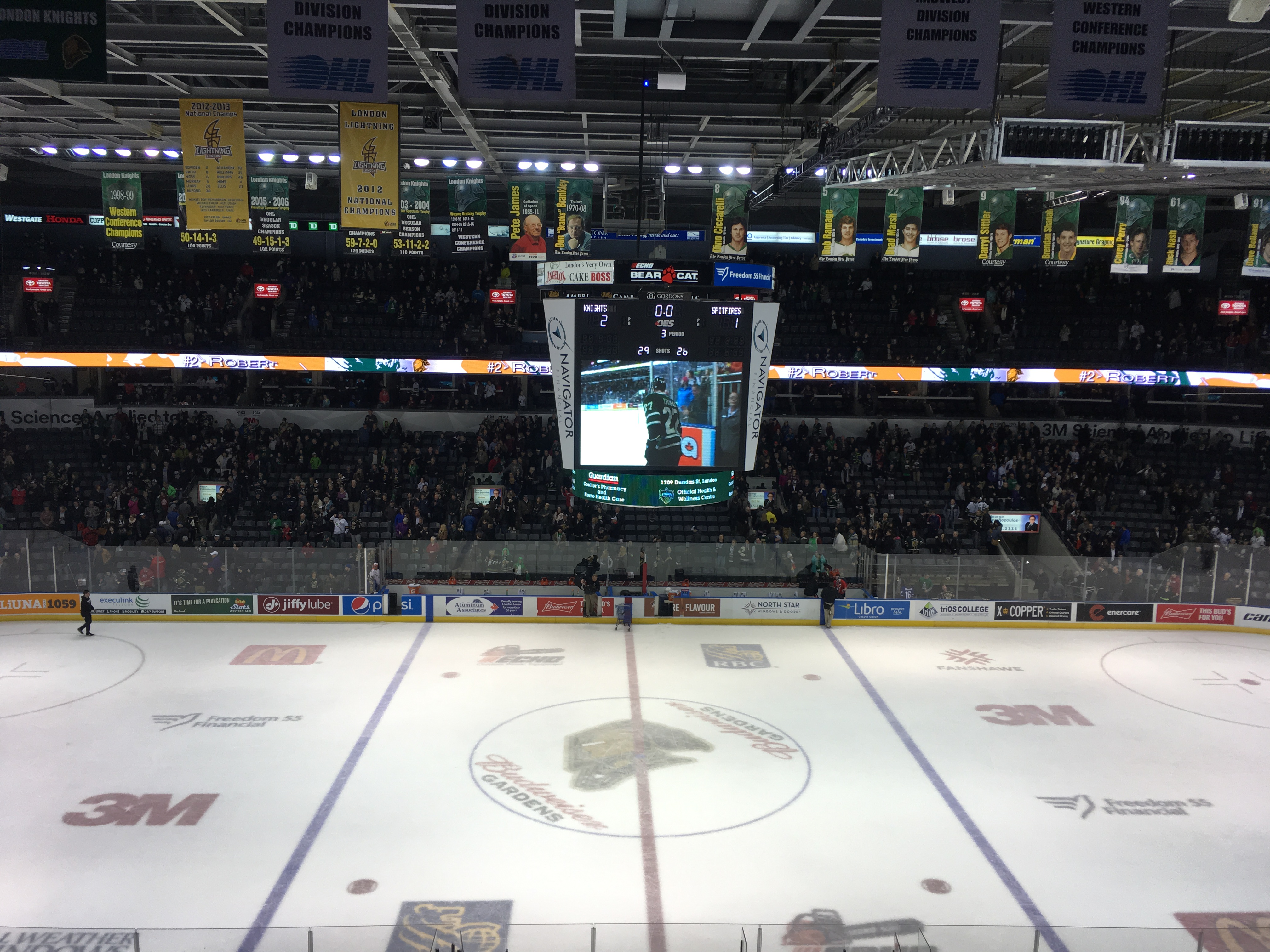 London Knights' championship quest starts with Spitfires