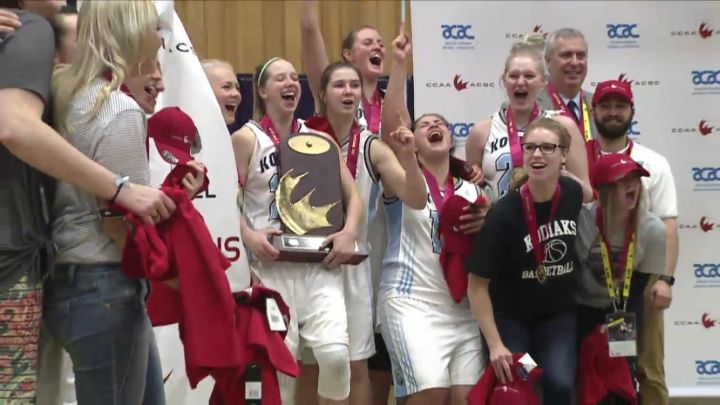 The Kodiaks women's basketball team celebrates a national title win Saturday night.