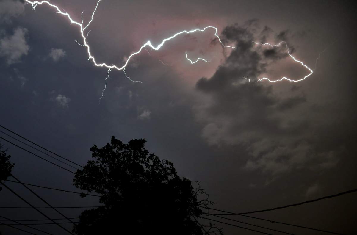 Wet weather, temperature drop expected for London region - image