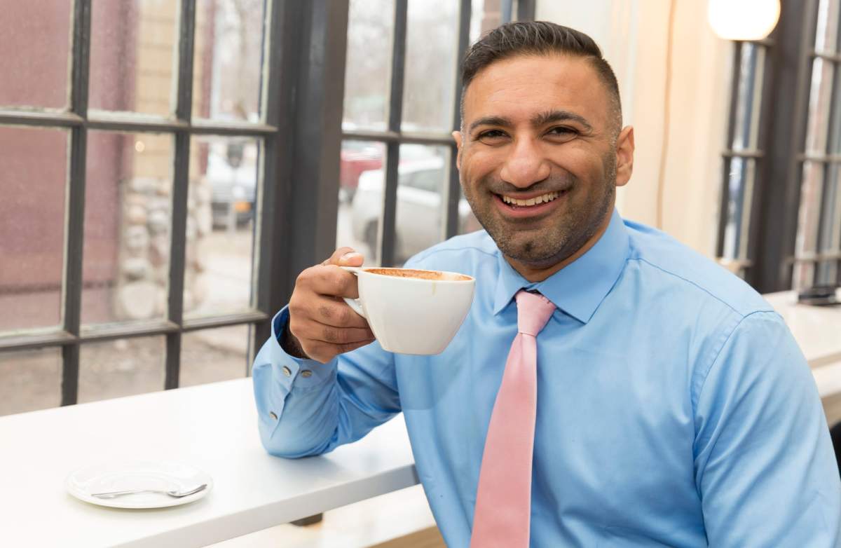 Clarkson University researcher Ali Boolani recently completed a study that explores the powers of coffee and cocoa.  The assistant professor of physical therapy & physician assistant studies teamed up with colleagues at the University of Georgia to examine the “acute effects of brewed cocoa consumption on attention, motivation to perform cognitive work and feelings of anxiety, energy and fatigue.”.