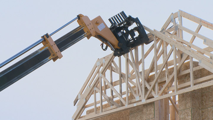 New housing starts in Saskatoon continue to trend downward in 2017 according to Canada Mortgage and Housing Corporation (CMHC).