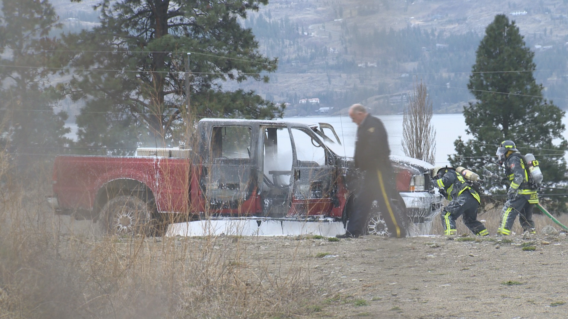 West Kelowna RCMP seek suspects who stole guns and torched their ...