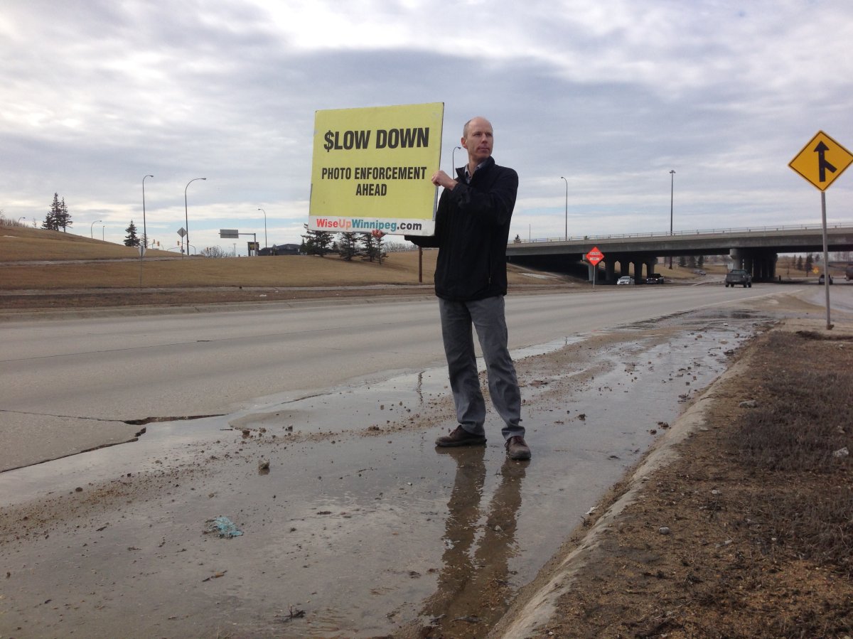 Wise Up Winnipeg member Kevin Yaworski said the group will be warning drivers of construction zone speeding fines all summer.