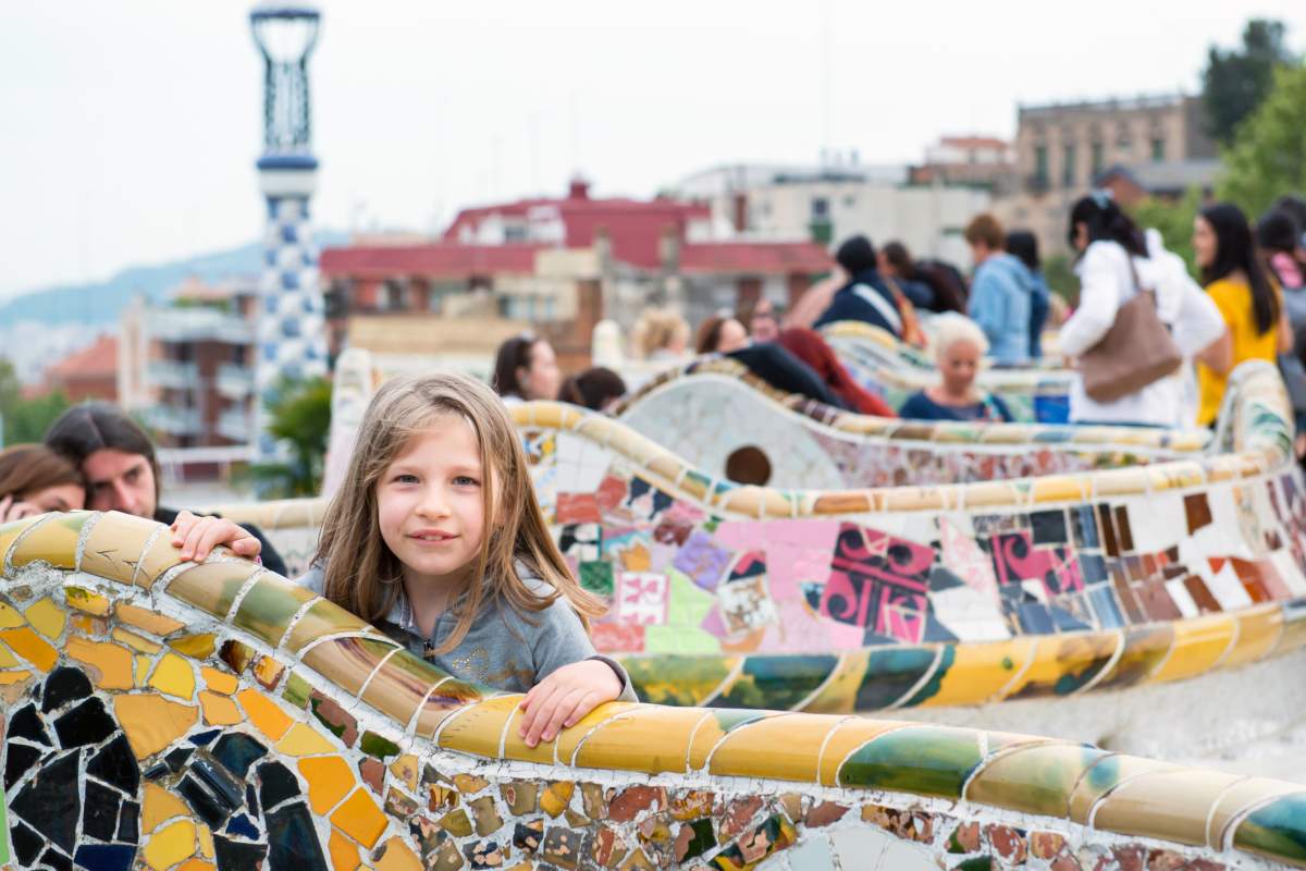 According to Statistics Canada, there were about 400,000 Canadians who visited Spain and spent a total of about $382 million.