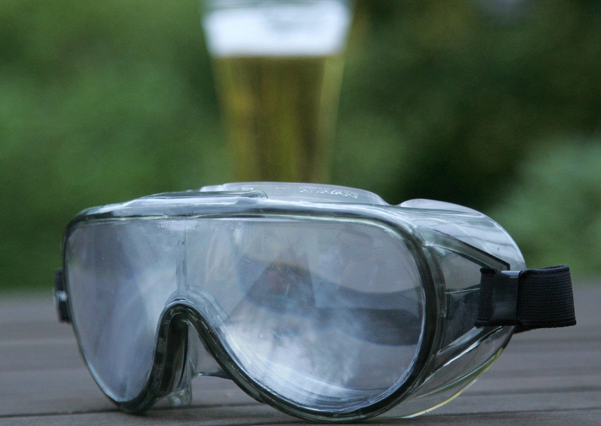 
Mandatory Credit: Photo by Andrew Dunsmore / Rex Features

'Drunk Busters' glasses give an idea of what you might see if you were drunk.

Drunk Busters beer goggles that show potential drivers the effects that alcohol can have on vision,  Britain  - Aug 2007



 689783k.