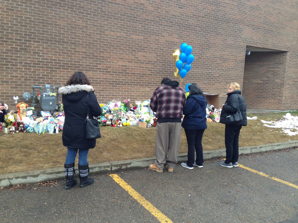 Hundreds attend vigil for toddler Anthony Raine at Edmonton church