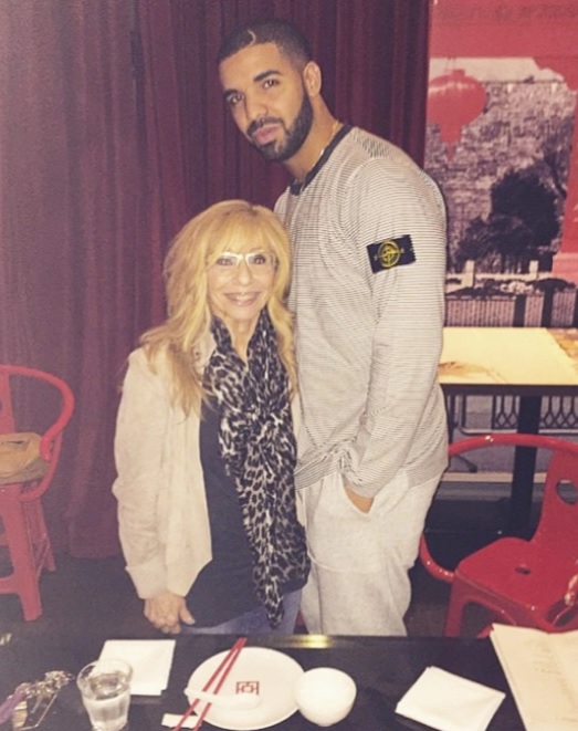 Mother’s Day in Hollywood: The biggest mama’s boys (and girls) - image