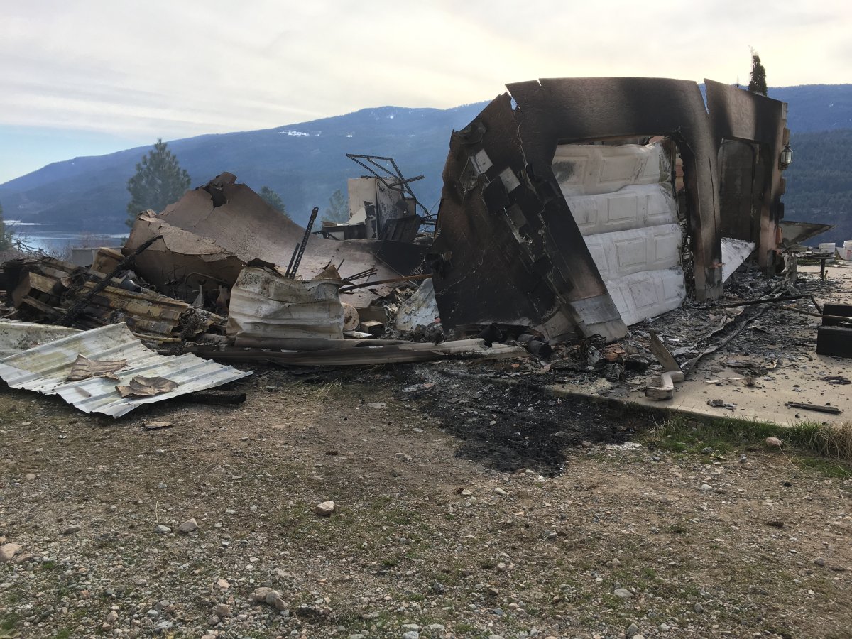 Owners watch home burn to the ground Globalnews.ca