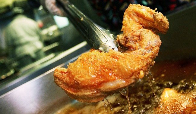 Фестивалът на пърженото пиле в Уинипег навлиза в 6-ата година на вкусно забавление