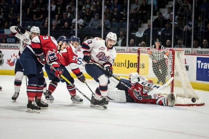 Hurricanes Goaltender Stuart Skinner was impressive in the 'Canes net Friday night, making 36 saves.