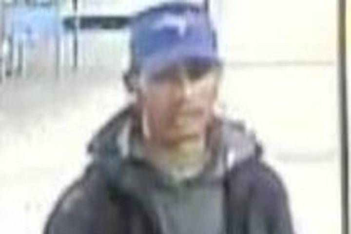 The second suspect wanted in a robbery investigation at Union Station in Toronto Tuesday. Toronto Police/Handouts