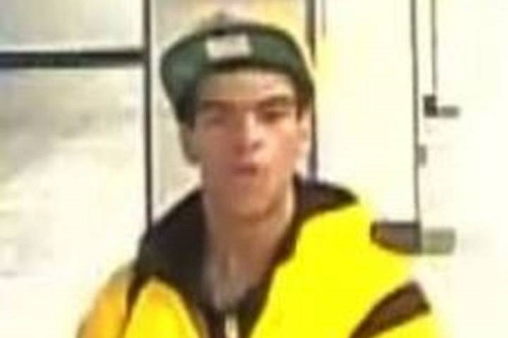 One of the suspects sought in a robbery investigation at Union Station in Toronto Tuesday. Toronto Police/Handouts.