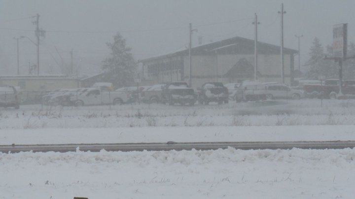 Edmonton Starts Easter Weekend With ‘cruel Spring Snowstorm That Could