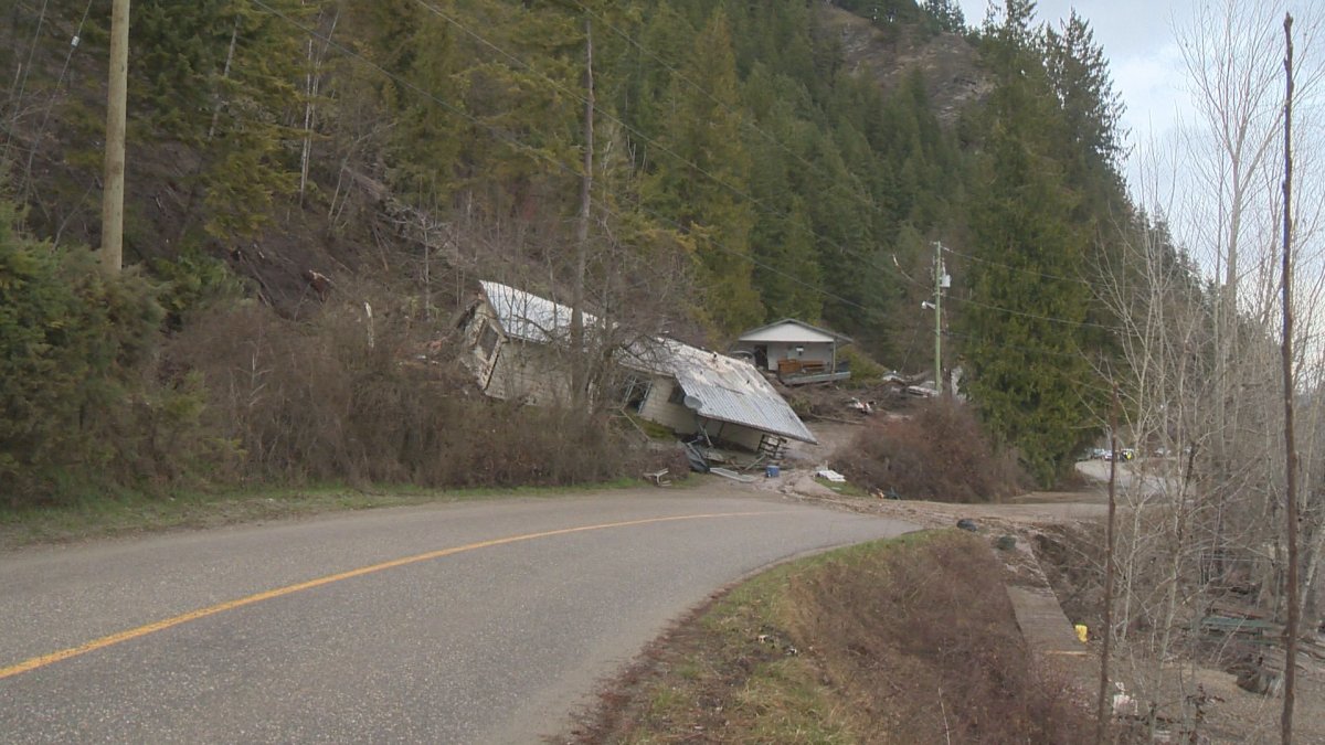 Evacuation order still in place, road partially reopens after mudslide in Sunnybrae - image