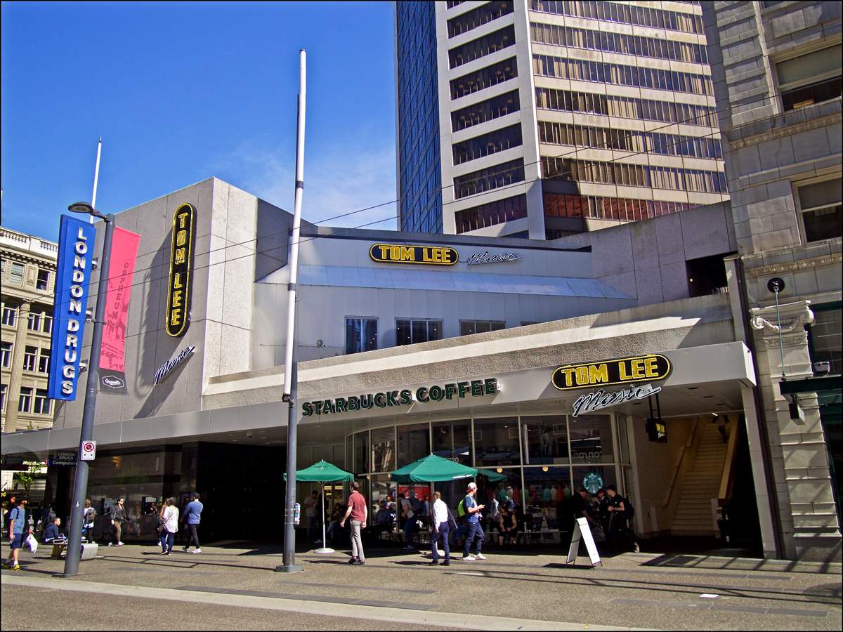 Tom Lee Music’s New Flagship Store Grand Opening - image