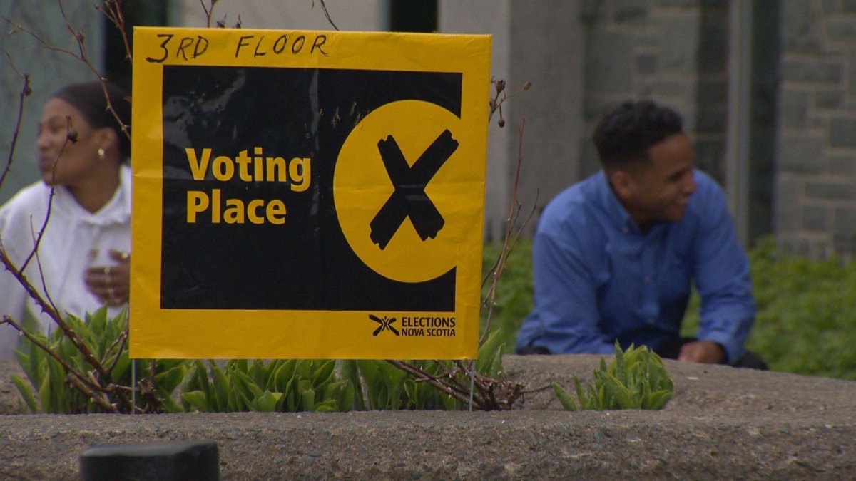 An advance poll was open on Dalhousie University's campus in Halifax on May 25, 2017.