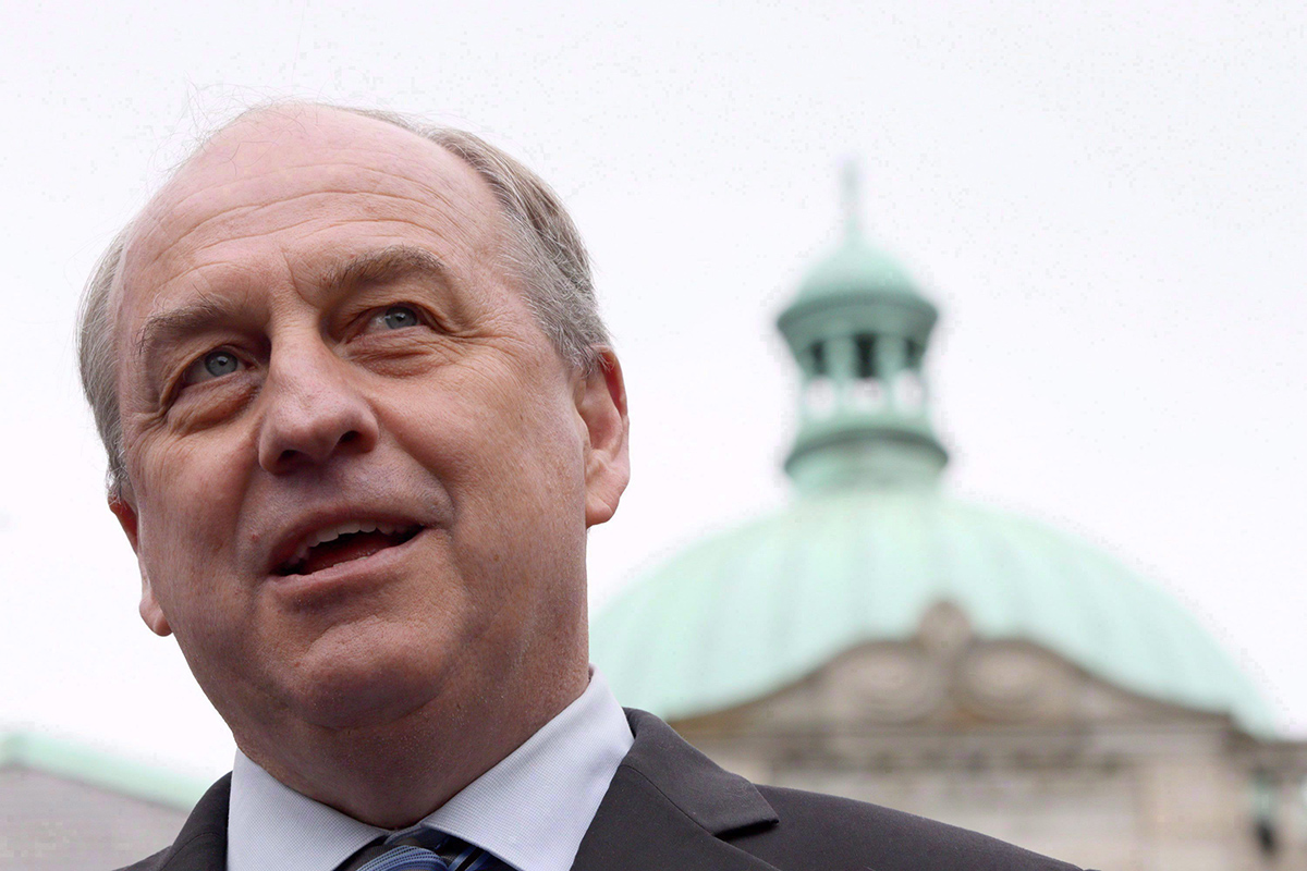 B.C. Green party leader Andrew Weaver speaks to media in the rose garden on the Legislature grounds in Victoria, B.C., on May 10, 2017. Weaver says he’s very close to making a deal with either the Liberals and the New Democrats on forming a new minority government in British Columbia.