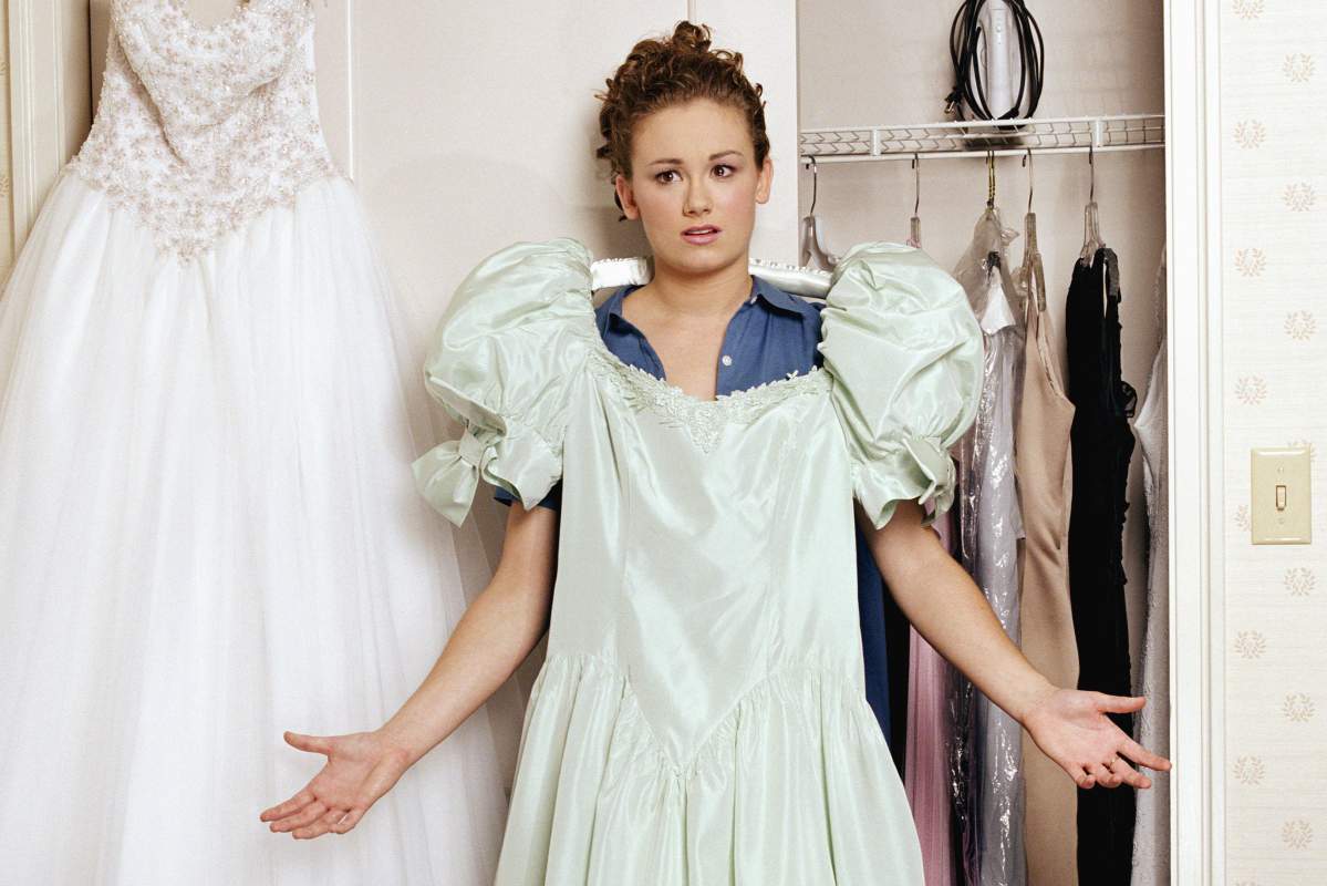 Send us photos of your ugly bridesmaid dresses! Use #GlobalWeddings or email socialdesk@globalnews.ca.