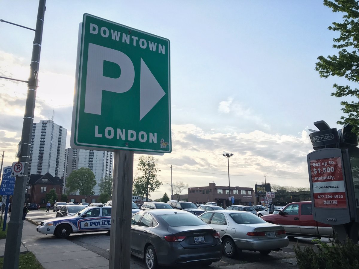 London, Ont., offering free 2-hour downtown parking amid coronavirus pandemic, construction season - image