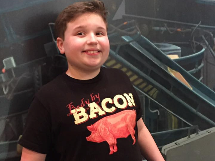 Eric Turning loves bacon, so his cousin made sure he had his own bacon entree at his wedding. 
