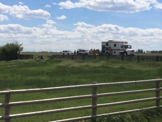 One woman dead after crash on Highway 23 near Lethbridge - image