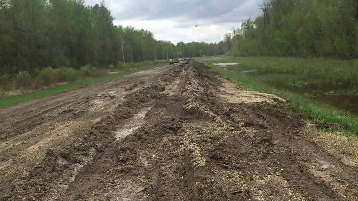 Highway 123 still an issue for people trying to get to and from the northern Saskatchewan community of Cumberland House.