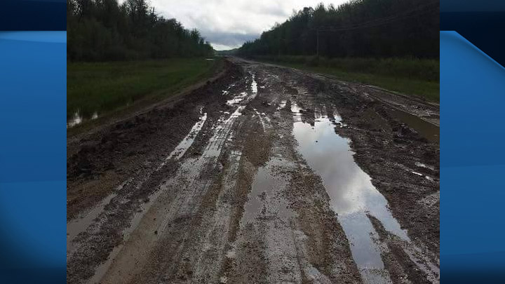Highway 123 to Cumberland House crumbling away Saskatoon Globalnews.ca