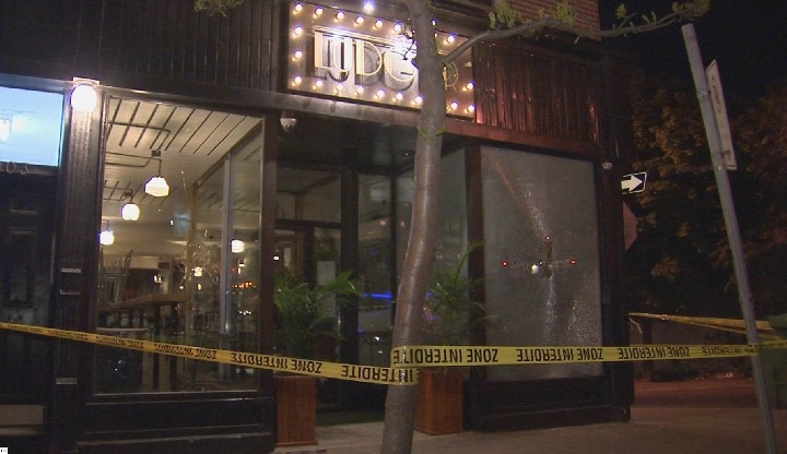 The windows of the Ludger restaurant in Saint-Henri were smashed by a group of around 10 people, Friday, May 19, 2017.
