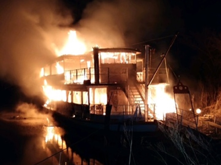 Flames engulf the Paddlewheel Princess in Selkirk on May 9.