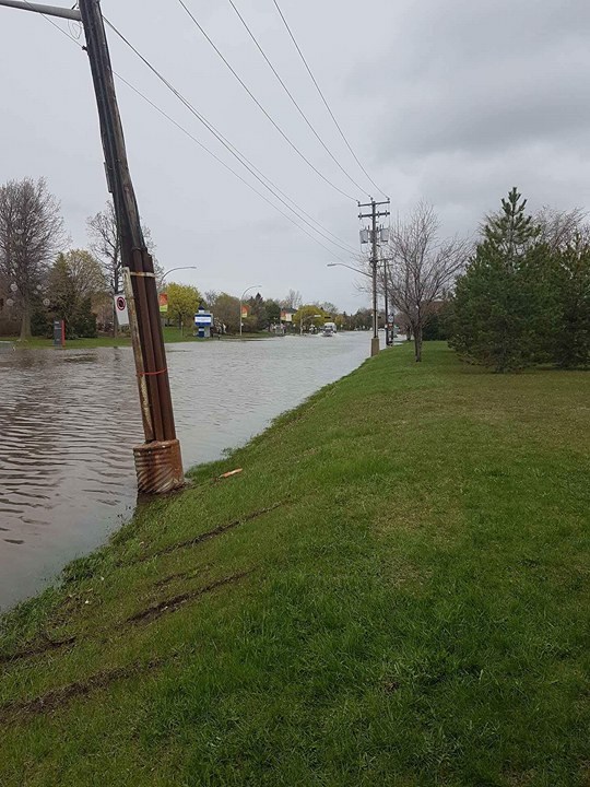 Flooded streets in Montreal's Pierrefonds-Roxboro borough.