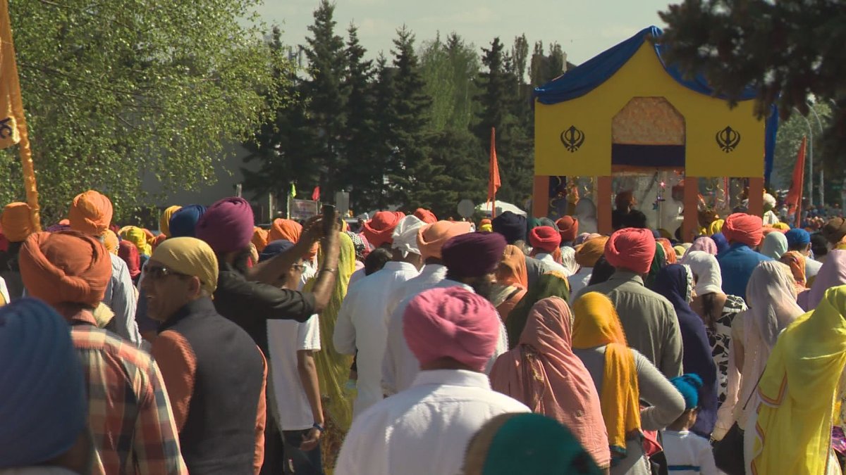 IN PHOTOS Edmonton’s Sikh community celebrates Nagar Kirtan parade Edmonton Globalnews.ca