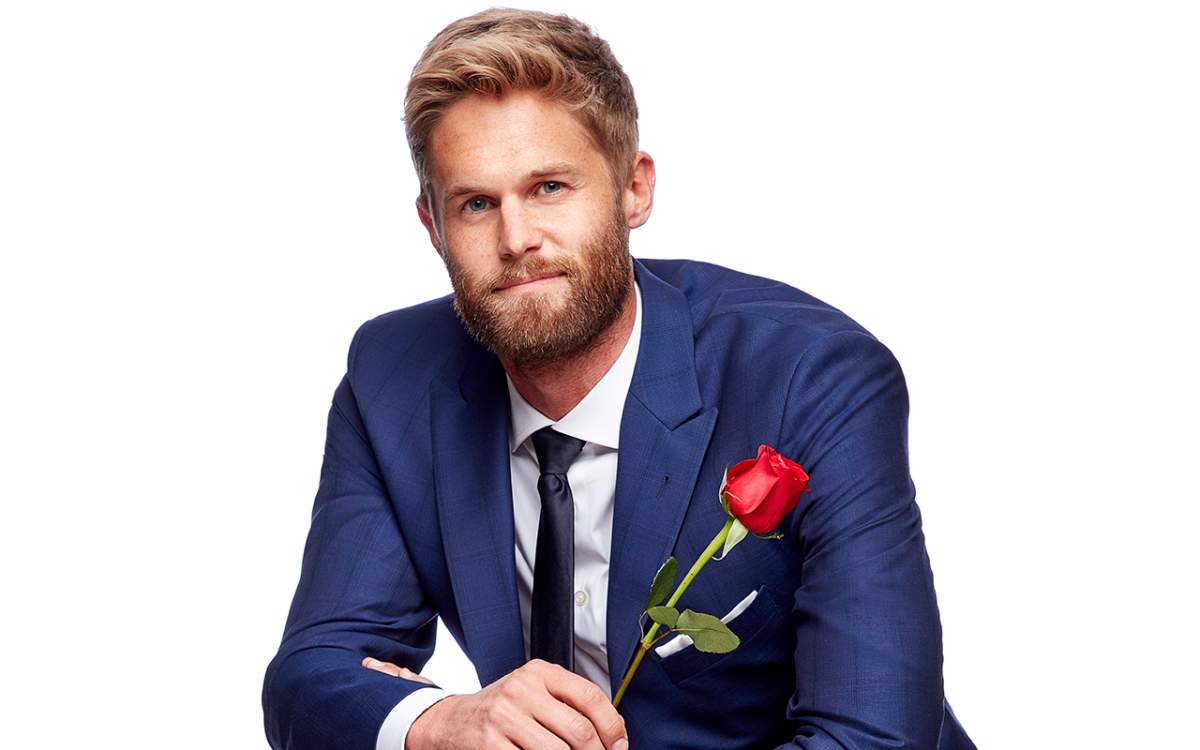 Former Major League Baseball player Chris Leroux revealed as Canada's bachelor.