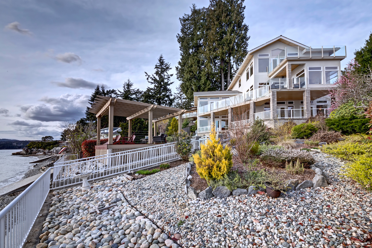 Buyers looking for a cottage in B.C. will easily drop more than half a million dollars.