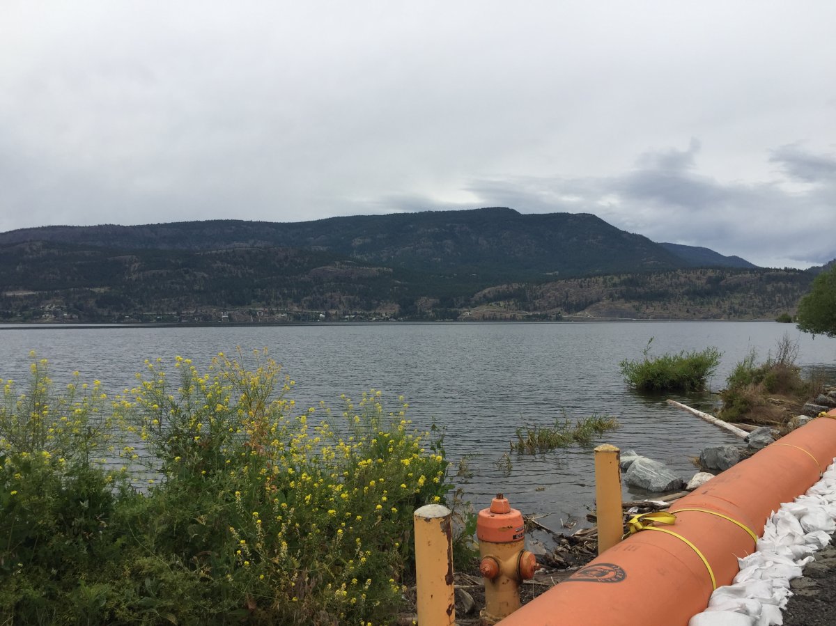 Okanagan Lake level continues to decrease but at very slow pace - image
