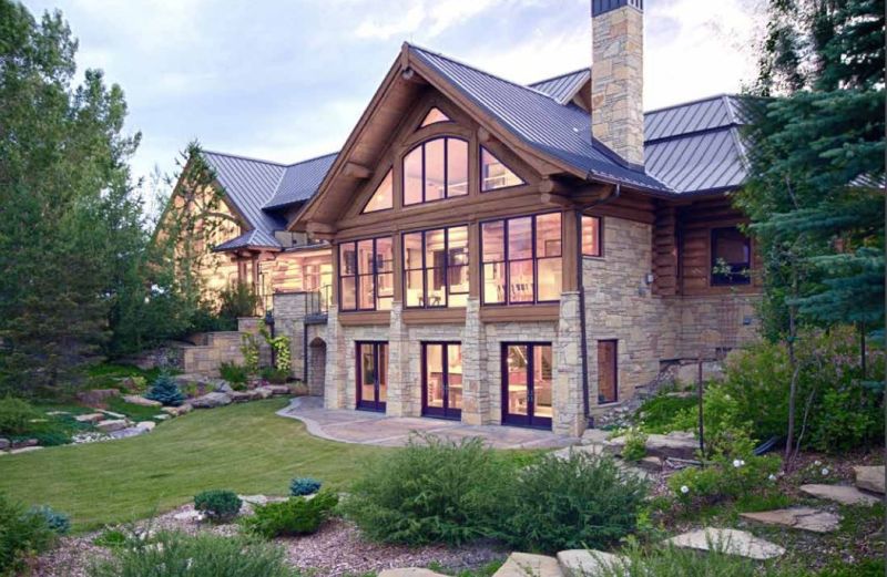 242004 Range Road 32, Calgary, AB.