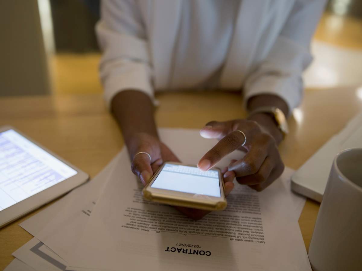 British Columbians who have a bad feeling about something they've seen in the real estate industry will now be able to lodge anonymous tips.