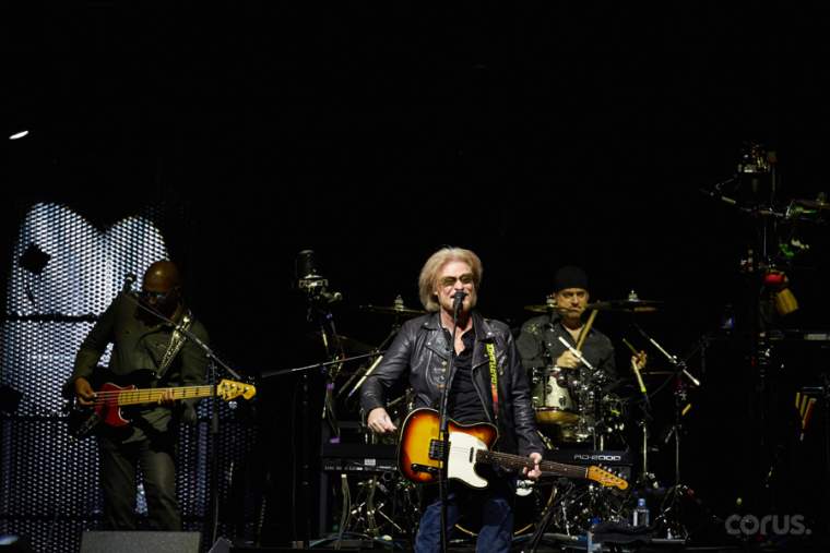 Daryl Hall & John Oates with Tears For Fears 170619 Air Canada Centre Laura Polischuik 19