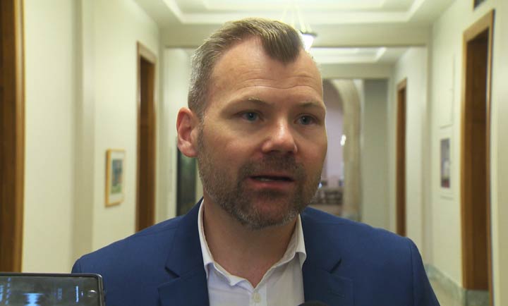 Dustin Duncan pens letter to federal natural resources minister about what Saskatchewan sees as positives and negatives in report on the modernization of the National Energy Board.
