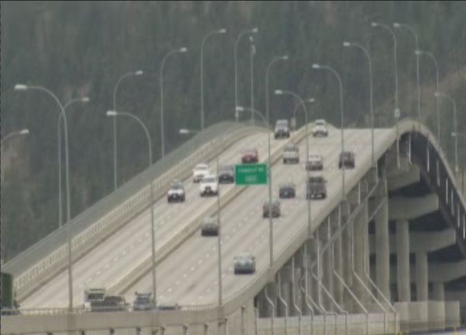 William R. Bennett bridge over Okanagan Lake at Kelowna. 