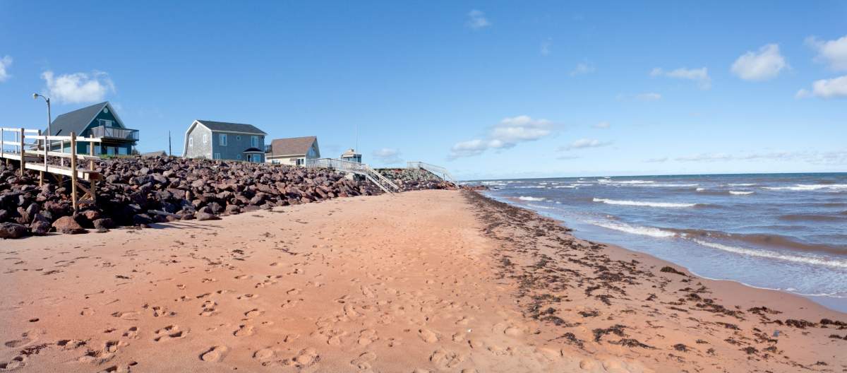 With relatively cheap cottages and stunning views, is it any wonder that P.E.I. has the highest rate of foreign buyers coming in to buy vacation properties?
