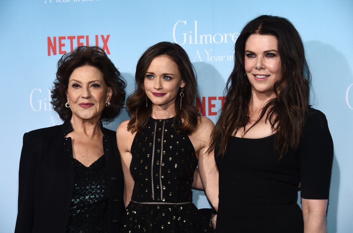  (L-R) Actresses Kelly Bishop, Alexis Bledel and Lauren Graham arrive at the premiere of Netflix's "Gilmore Girls: A Year In The Life" at the Regency Bruin Theatre on November 18, 2016.