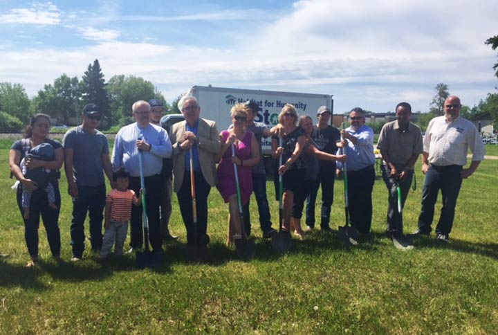 The federal and provincial governments are providing funding as two new Habitat for Humanity homes are built in Prince Albert, Sask.