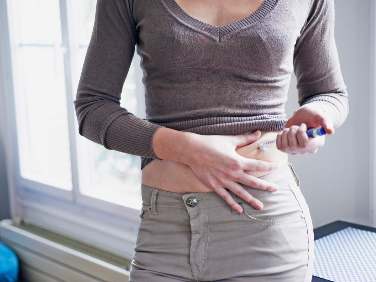 The hCG diet combines severe caloric restrictions with injections of the hCG 'pregnancy hormone.' But doctors say it's more than likely a ruse. 